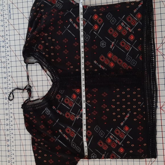 🌻 2/$30 Dex Boho Top - Picture 3 of 7